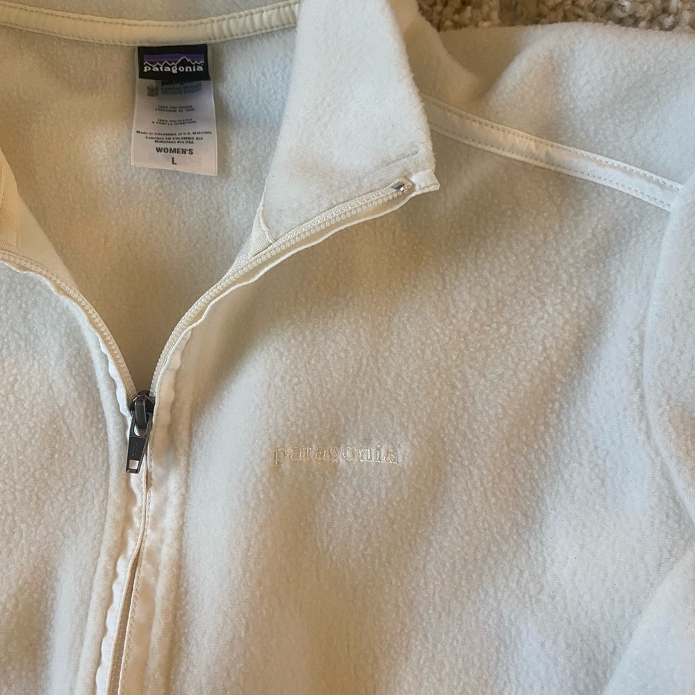 Patagonia Women's Cream/White Full-Zip Fleece Jacket